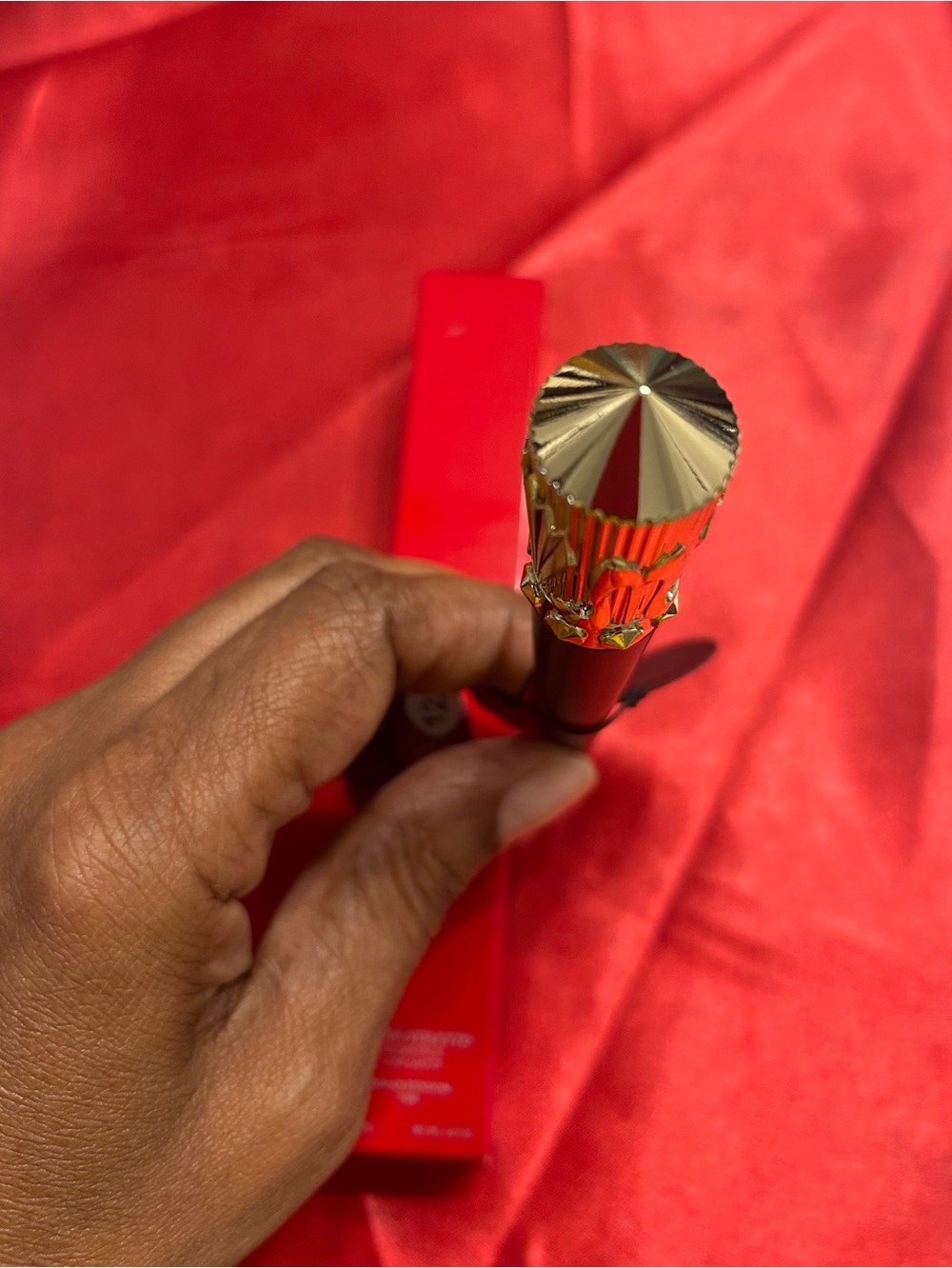 Christian Louboutin Rouge Stiletto Lumi Matte Lipstick- Red Queendom - Picture 9 of 12